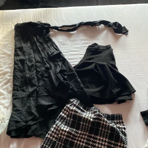 Kjolar - 6 stycken kjolar aldrig andvända och i fint skick! Köp alla för 100kr eller var o en för 20kr