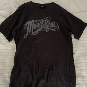 Tshirt - Sitter som S/M, använd få gånger!