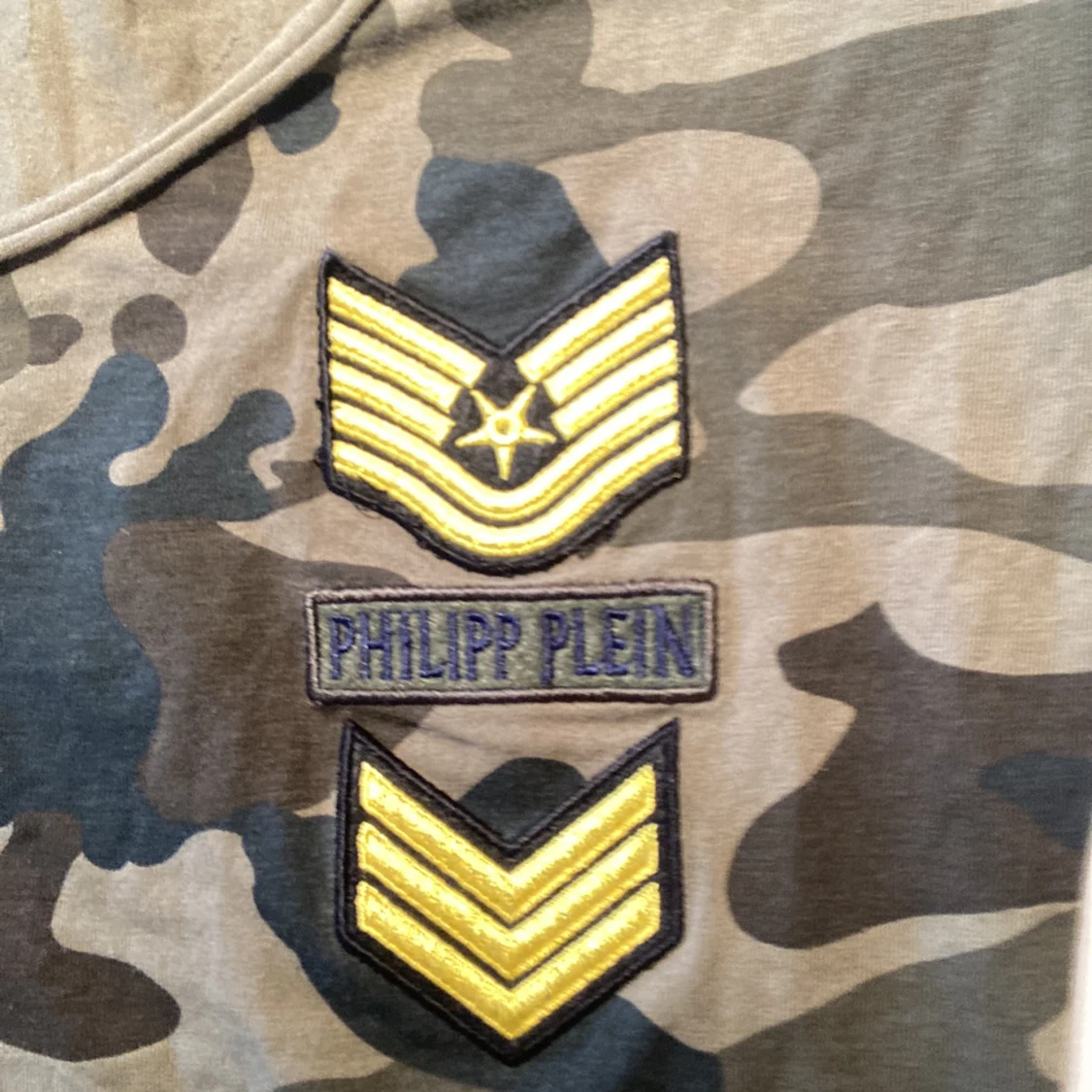 Lång klänning med militär färg💚🤎 - 90