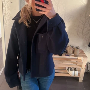 kappa  - säöjer denna super fina kappan!  (tryck inte på köp nu)