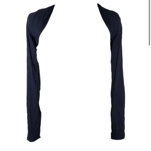 Bolero - Finns att köpa på jealoussecondhand.com