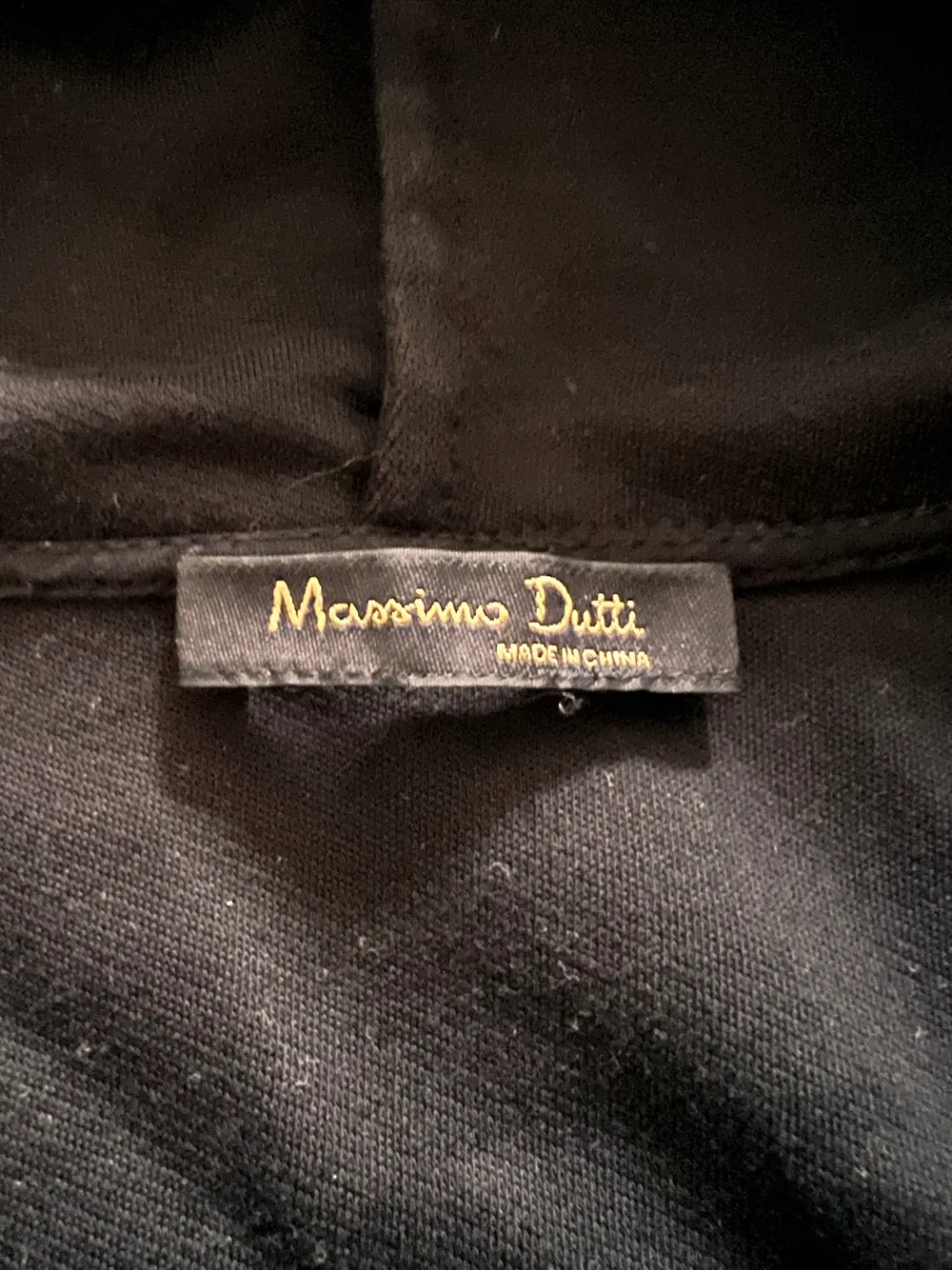 Fin Massimo Dutti tröja. Hoodies.