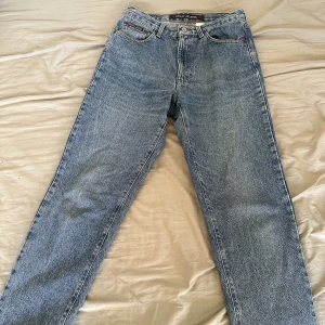 Dkny jeans - Köpt för 1200 Skick: använd men 10/10