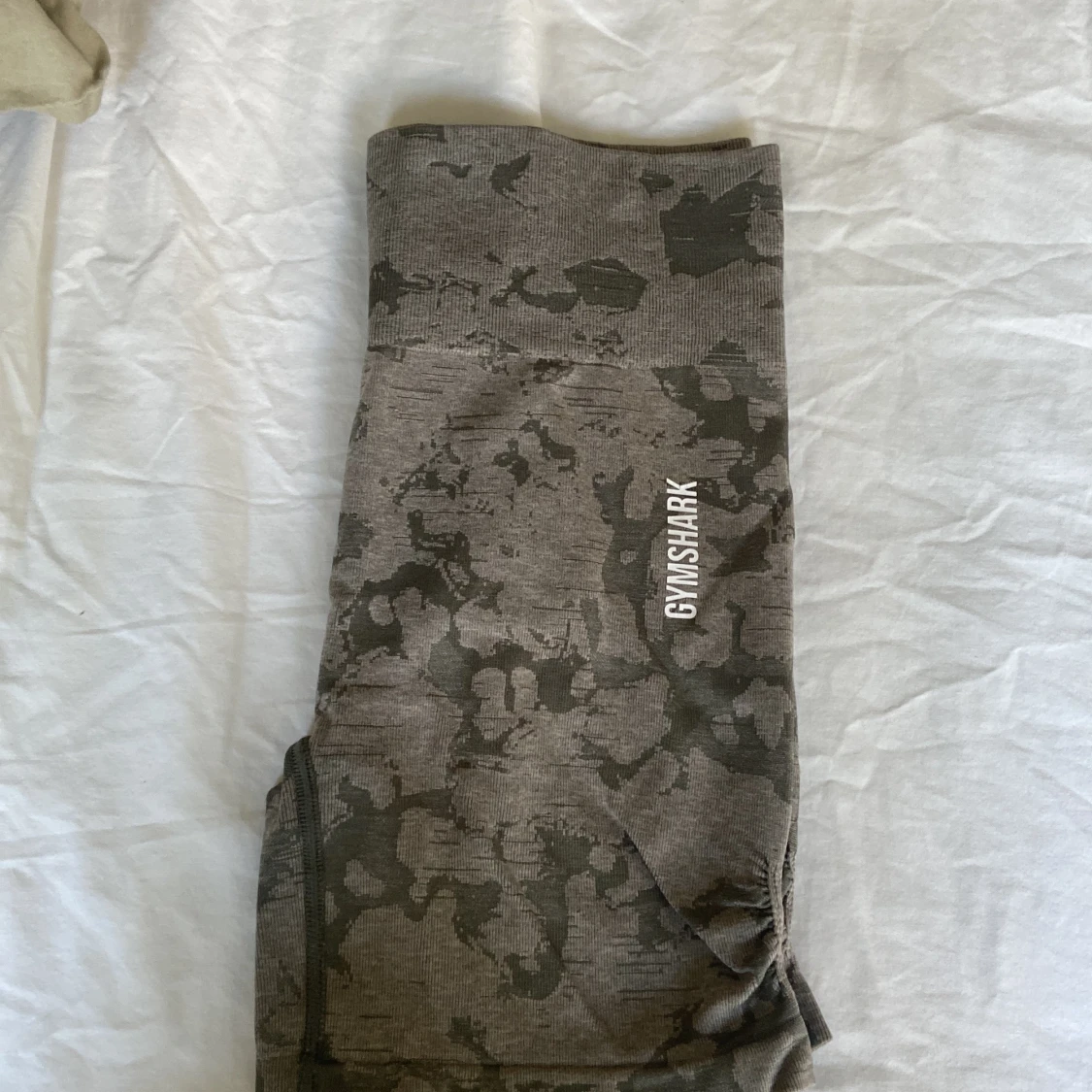 Gymshark adapt camo shorts - 90