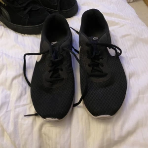 Tränings skor  - Använder ej 