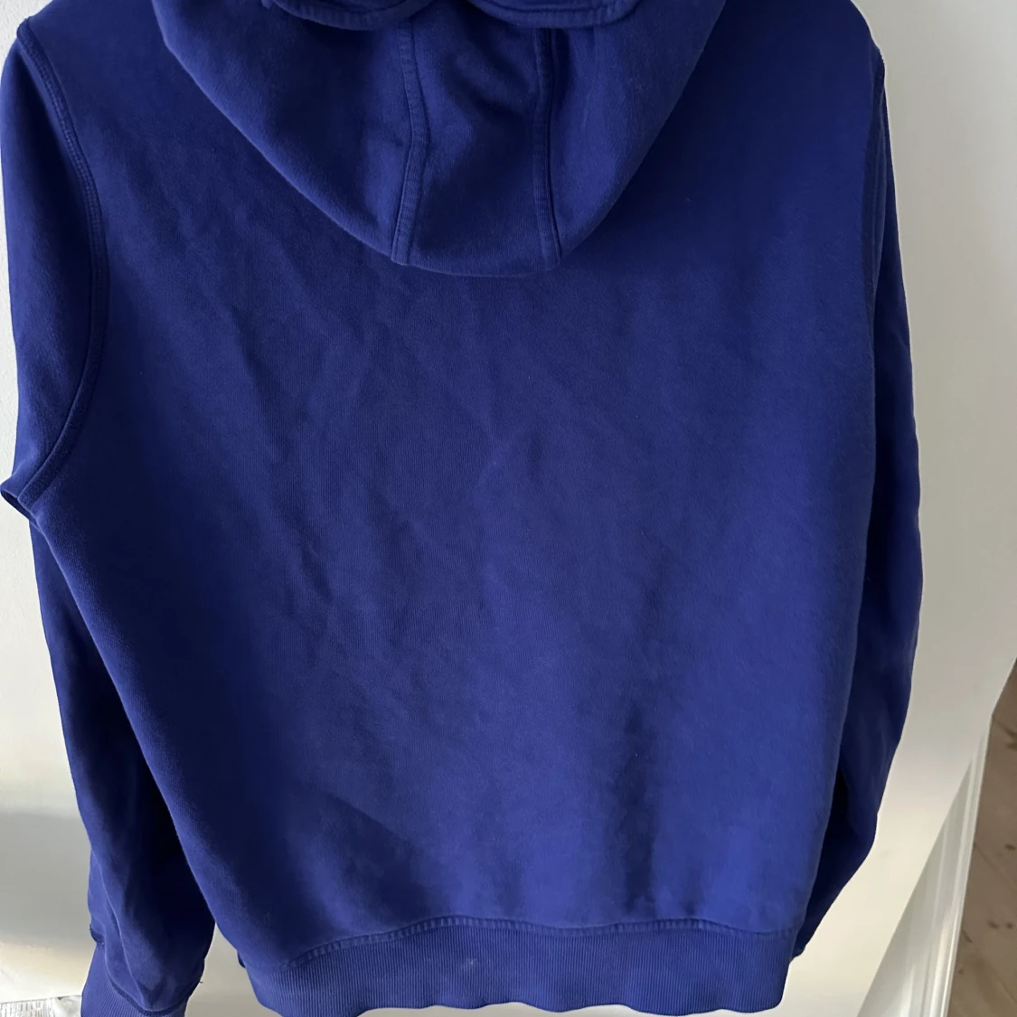 CP COMPANY HOODIE - 90