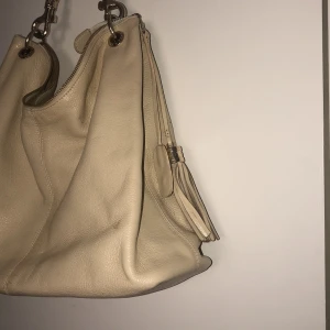 Väska - Väska från jimmy choo 