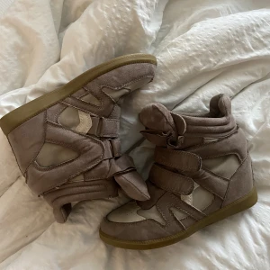 Isabel marant liknande skor - Så fina isabel marant inspirerade kilklackar!💕