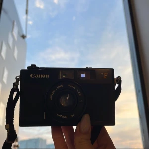 Canon 40mm - Säljer denna också då jag inte längre använder den :(( 