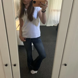 Snygg tröja  - Snygg T-shirt🤍🤍