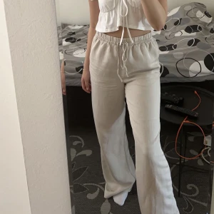 Linnebyxor - Ett par linnebyxor som använts få gånger! Storlek 36🤍