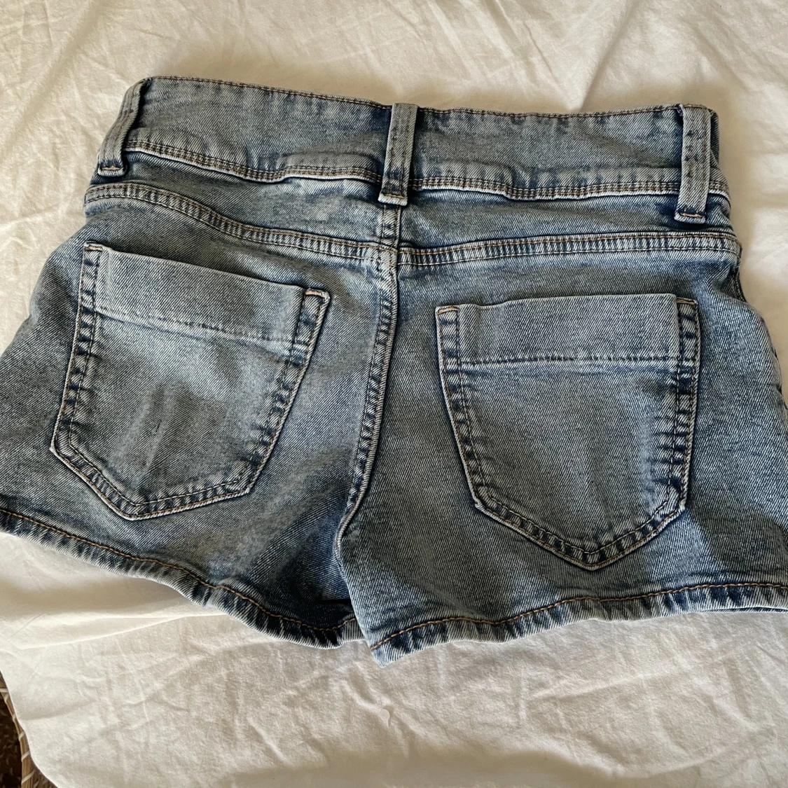 Lågmidjade jeans shorts - 91