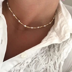 Halsband  - Pärlhalsband för 65kr💖