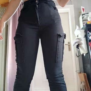 Byxor - Komforta byxor, högt kvalite. 