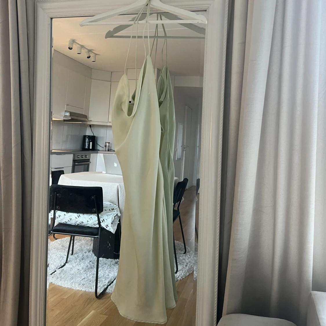 Miniklänning satin  - 90