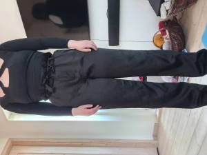 Lösare finbyxor - Några små trådar lösa men annars gott skick.