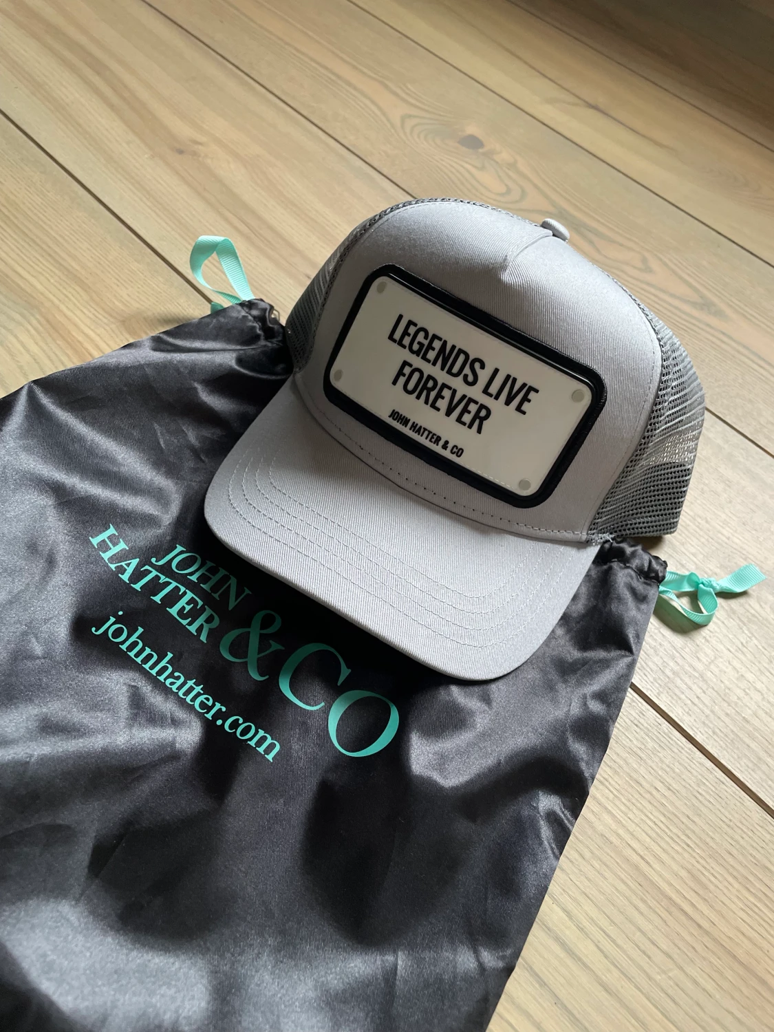 NY oanvänd John Hatter keps 