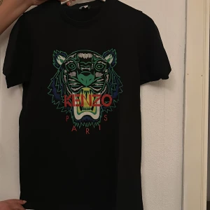 Kenzo t-shirt  - Strl xs. Fint skick 