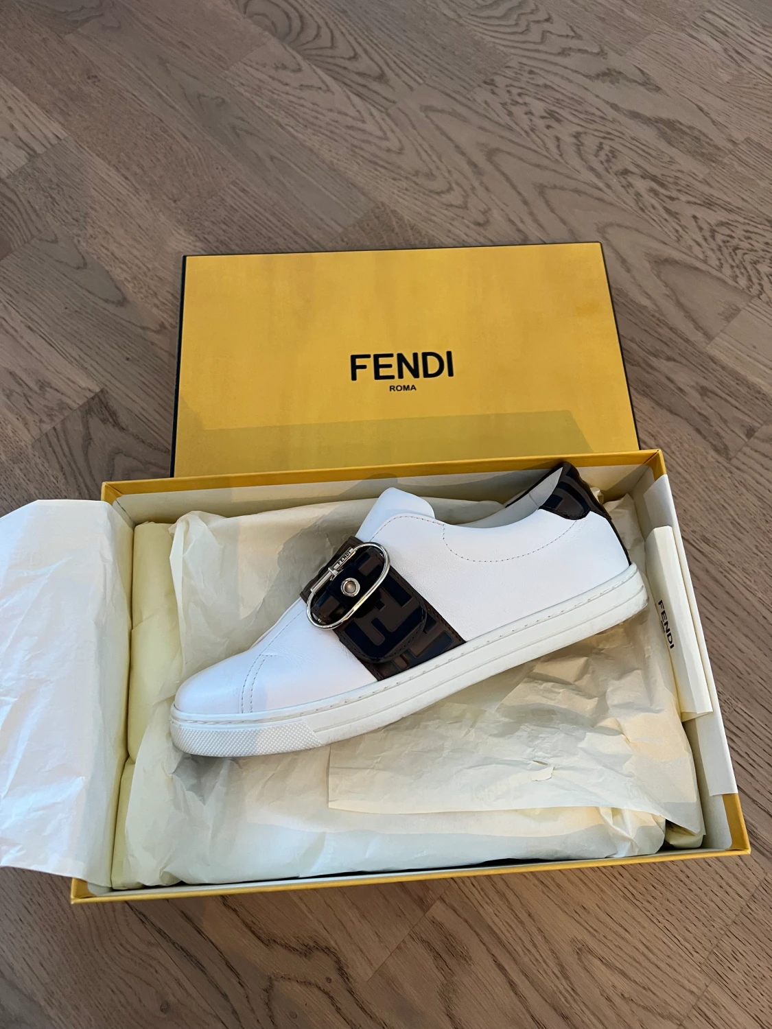 Fendi sneakers - 90