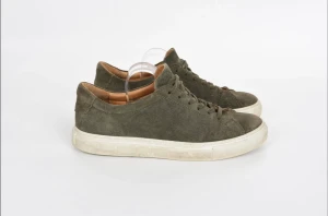 A day's march Mocka Sneakers Mockasneakers  - A day's march Mocka Sneakers Mockasneakers   Nypris 1595kr  Storlek 39   I bra begagnat skick!