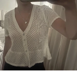 topp  - Super fin topp från Zara! Använt max 3 gånger