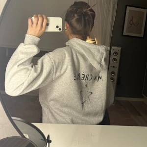 yoga pants + hoodie - 💞