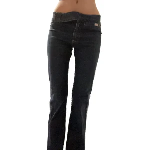 lågmidjade jeans - superfina jeans från miss sixty, mycket bra skick