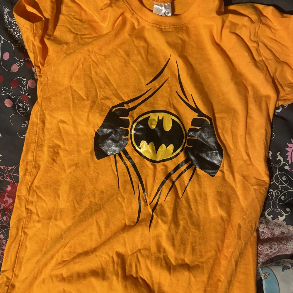 Batman T-shirt . T-shirts.