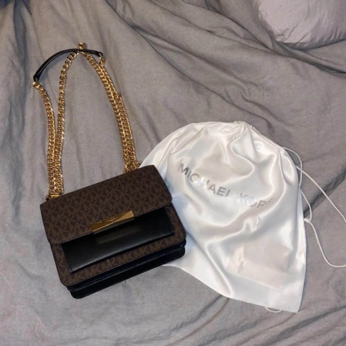 Michael kors väska  - 91