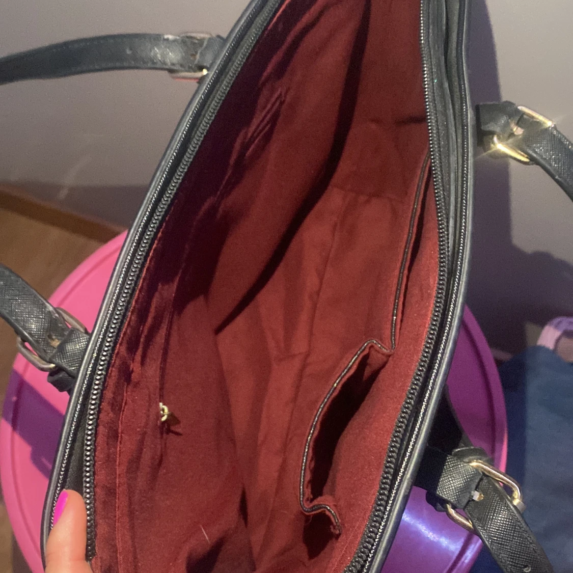 Svart handväska - 90