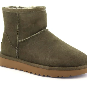 Uggs  - Säljer mina uggs då dom inte kommer till användning.