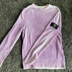 Stone Island knit - Size M  Cond 8/10  Kan gå ner vid snabb affär! 