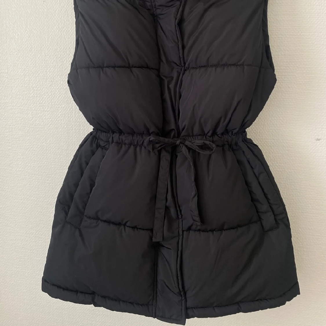 Svart väst i nyskick - 90