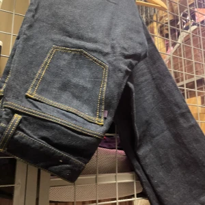 eytys blue orion jeans - eytys blå orion jeans bra skick storlek 29 