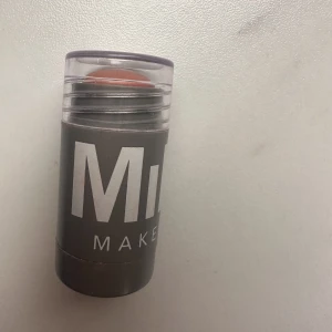 Milk blush stick - Helt oanvänt milk-stick från Sephora. Jättefin blush ⭐️⭐️