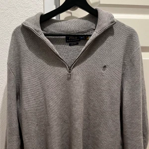 Ralph lauren halv zip - Storlek M Otroligt bra cond