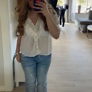 Zara tröja - Säljer denna fina zara tröjan då jag inte får nån använding av den❤️ 