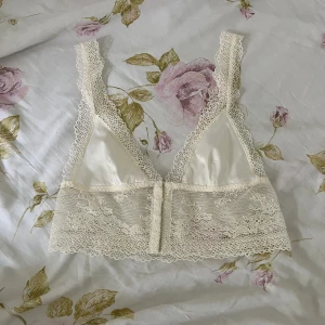 Så fin bralette - Så fin bralette från Zara, aldrig använd 🤍🤍
