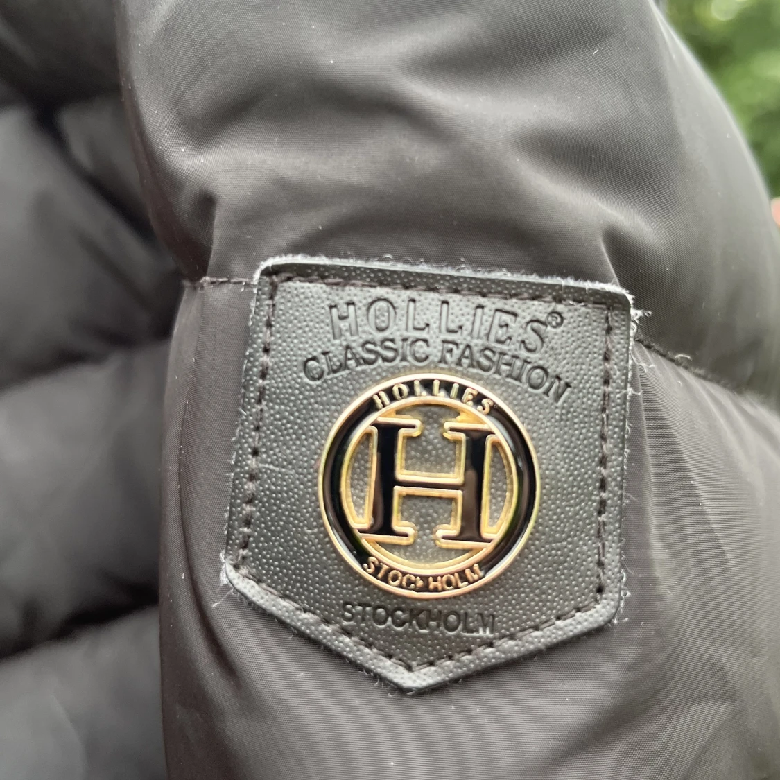 Hollies Jacka - 90
