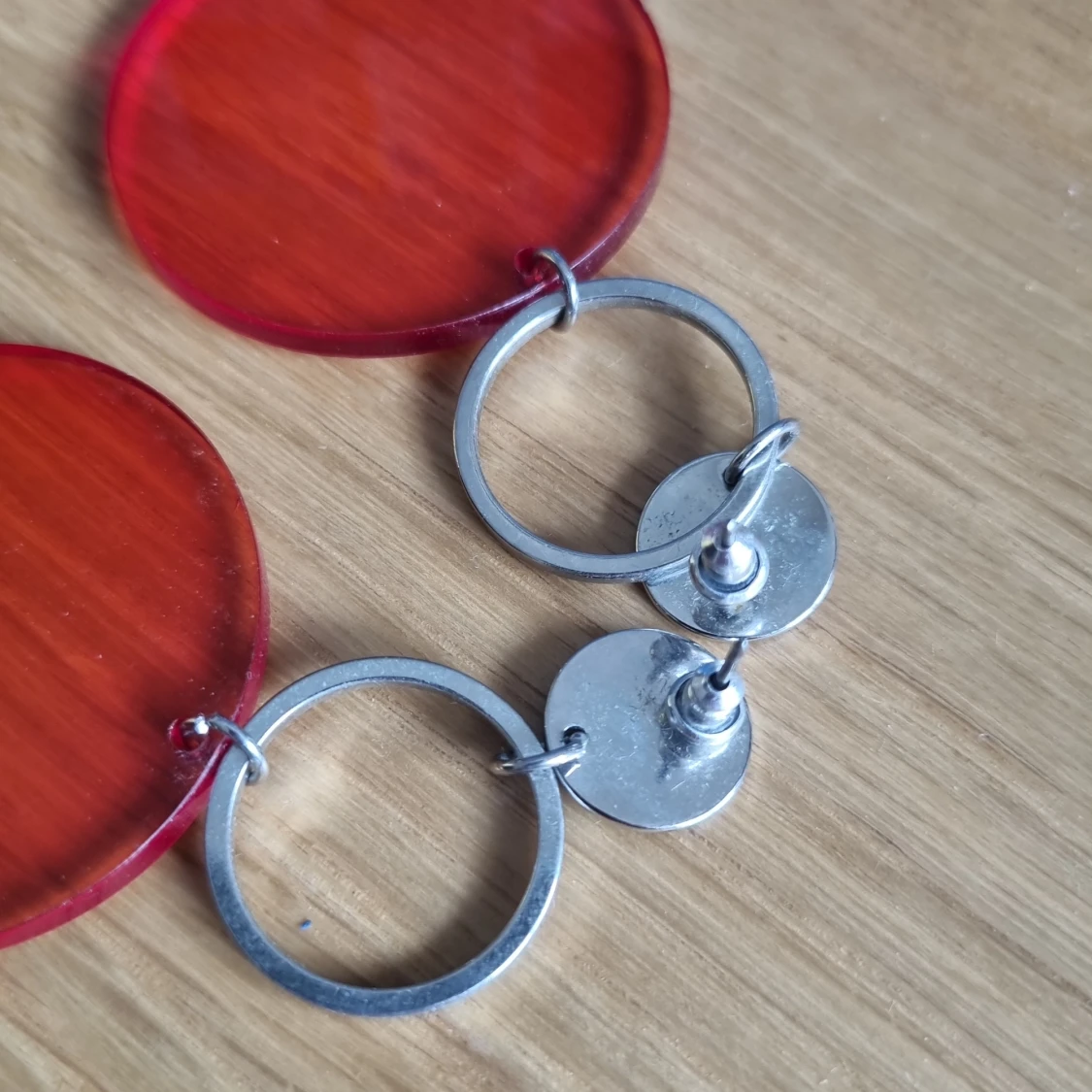 Statement örhängen röda  - 90