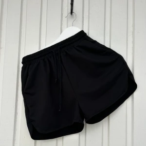 Mjukis/pyjamasshorts  - Mjukis/pyjamasshorts i storlek S. Använda men i fint skick. 