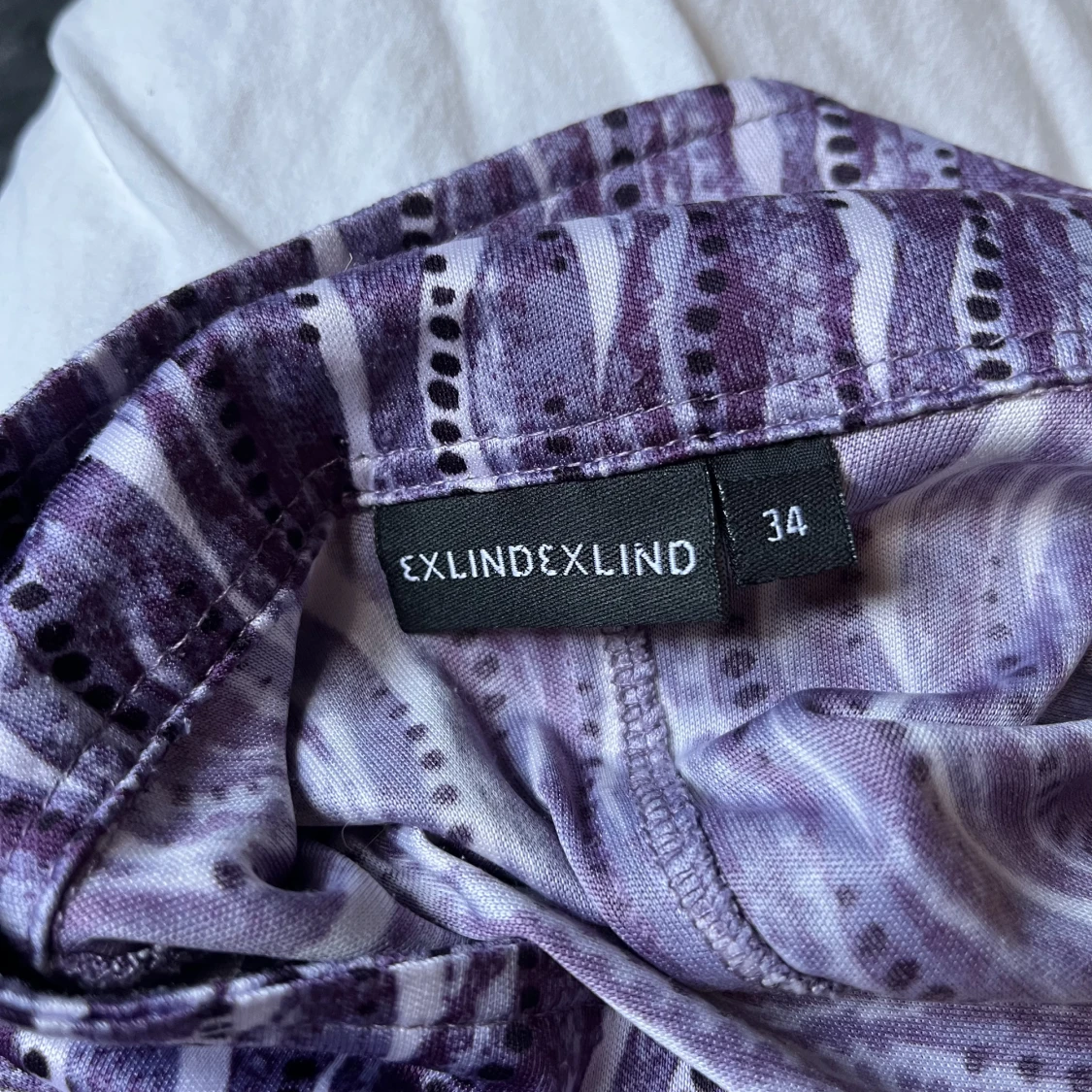 Söt lila skjorta - 91