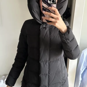 Woolrich winter jacket size S - Wonderful winter jucket, until -10 degrees  Was used for one winter season  New price: 6000 sek Selling for 1500, flexible 