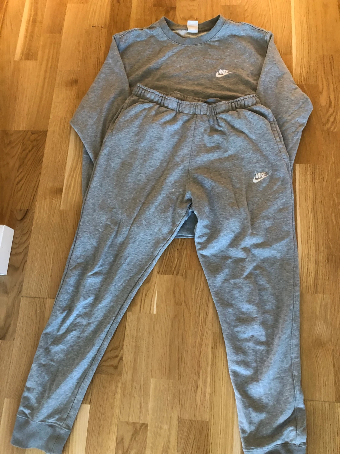 Nike tracksuit  - 90