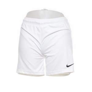 Nike shorts i strl XS, oanvända ☺ 30kr 💓
