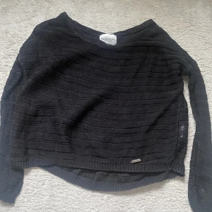 Stickad tröja fr bondelid  - om det behövs mer tydliga bilder skriv ☺️