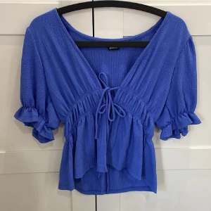 Gina topp - Gina topp som aldrig använts! fint skick