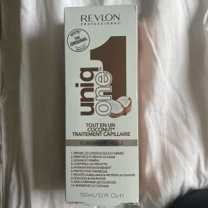 Revlon heat protector cream - Min moster har många Revlon heat protector (hon är frisör). Säljer billigt 100kr/St