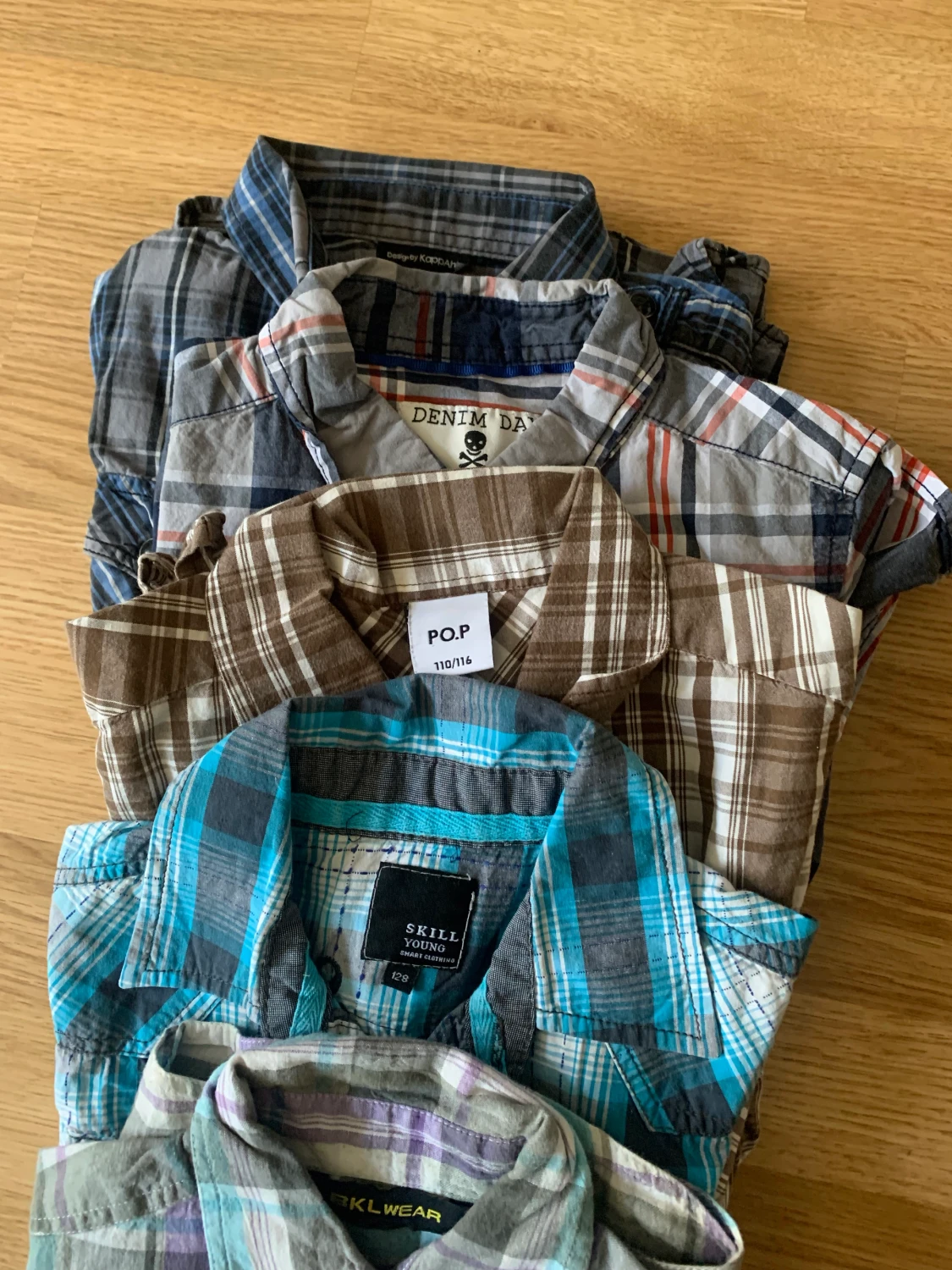 Skjortor i stl 116 - 90