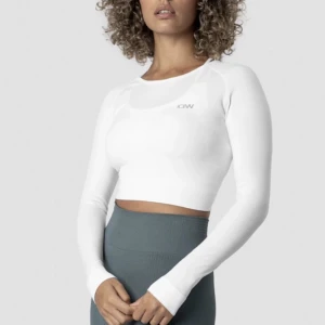 I Can I Will topp - Oanvänd!! Säljer den på grund av att den va lite stor runt bröstet! Jättefin, men känns lite stor i storleken för min del!🌸